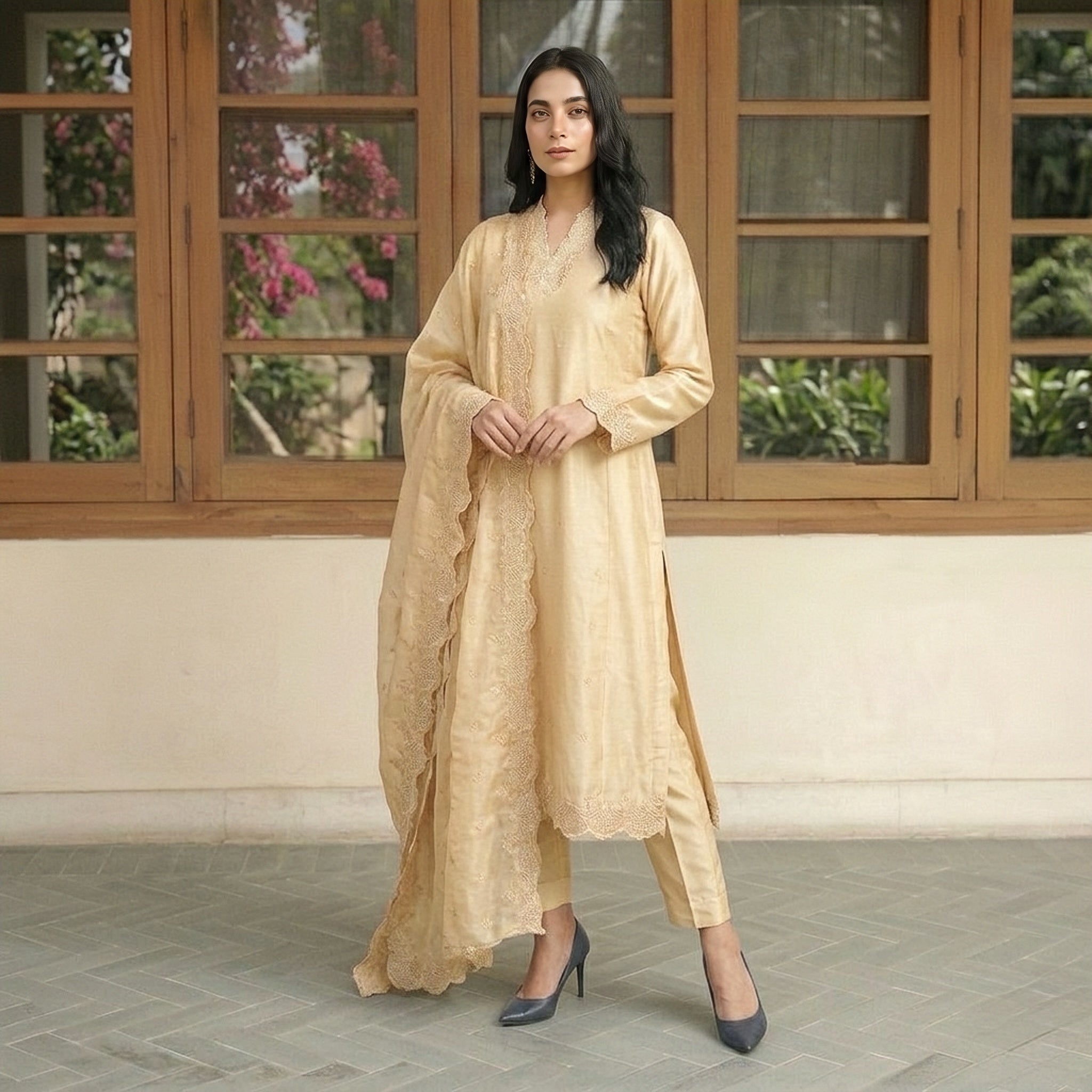 Bel Embroidered Silk Suit